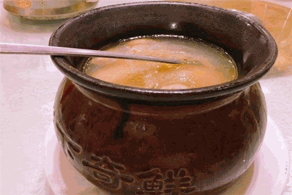 龍鳳瓦罐煨湯