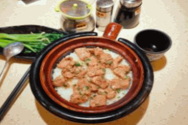 福香阿婆煲仔飯加盟
