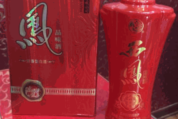 華山論劍西鳳酒