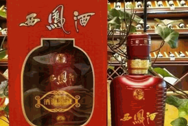 華山論劍西鳳酒