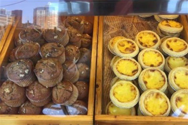 酥香坊糕點(diǎn)加盟