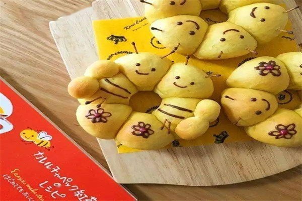 小蜜蜂面包加盟