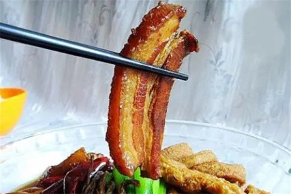 泰合居把子肉加盟