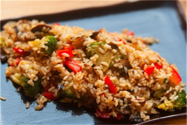 經(jīng)盒炒飯加盟