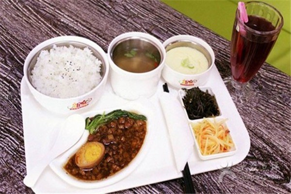 新客來(lái)大食堂加盟