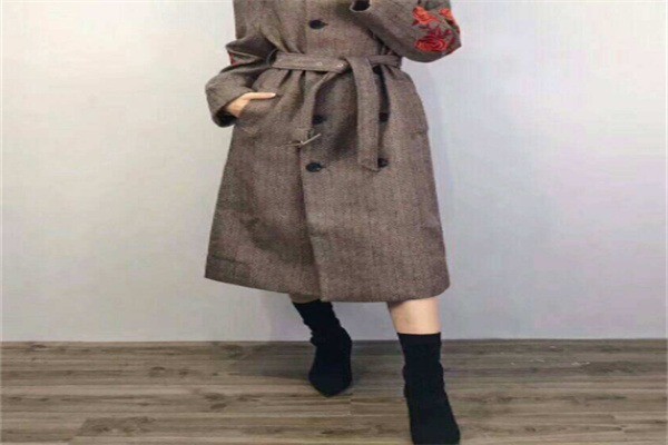 踢街女裝加盟
