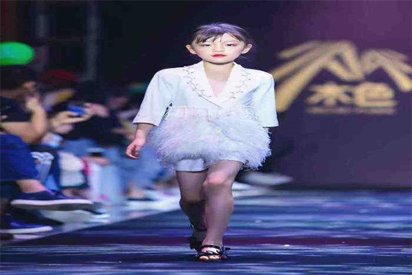 絲路鑫妃少兒模特培訓(xùn)加盟