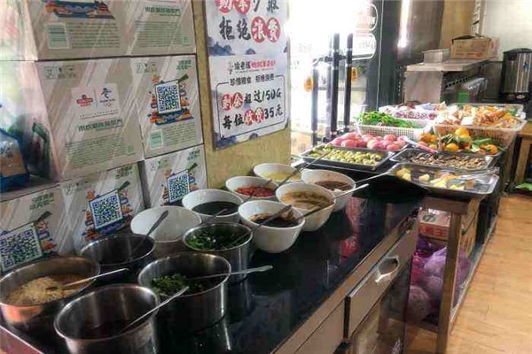 渝老練地?cái)傯~加盟
