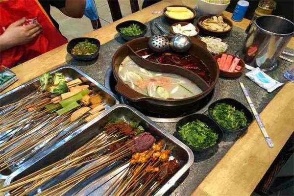 巴蜀館串串加盟
