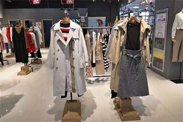依曼菲服裝加盟
