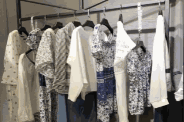 雅致匯服飾加盟