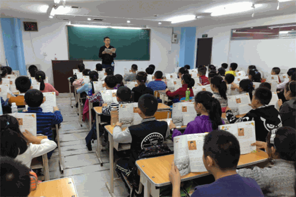 兜學(xué)慧大語文加盟