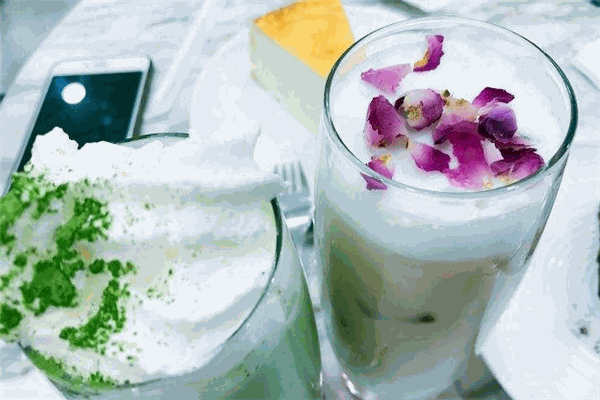 炫冰客奶茶加盟