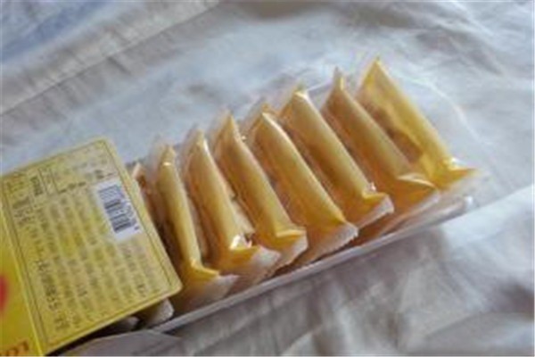 愛上小時候零食店加盟