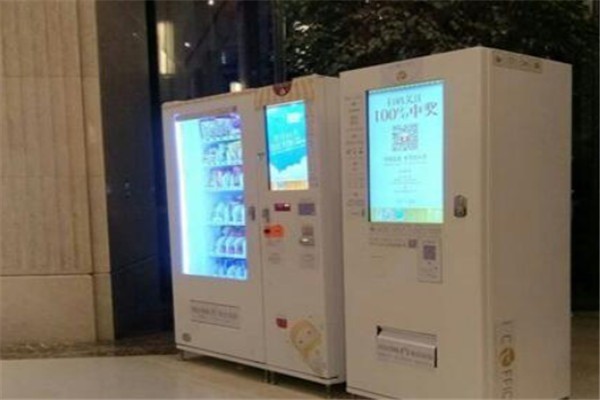 可口可樂自助飲料機(jī)加盟