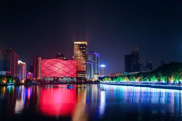 品上照明