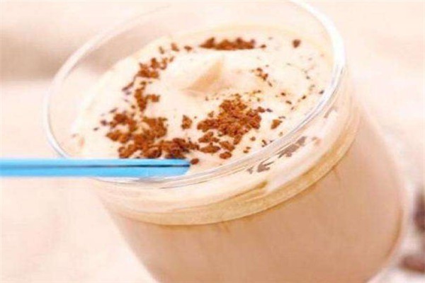 橘盯搖搖奶茶加盟