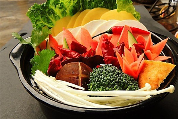 吉祥米線麻辣燙加盟