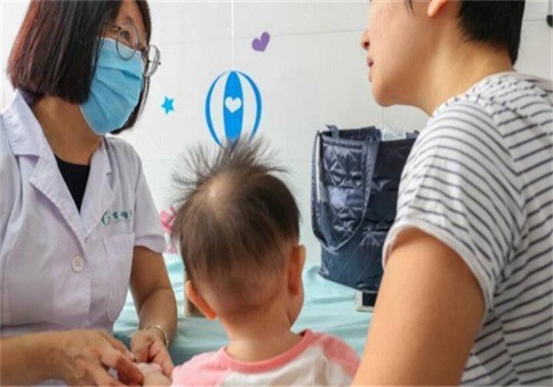 嬰璽堂小兒推拿加盟
