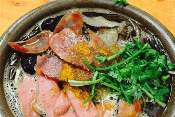 中華門(mén)黑皮砂鍋加盟
