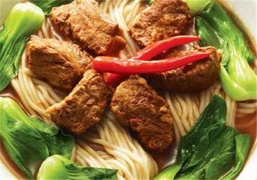 牛元霸牛肉面加盟