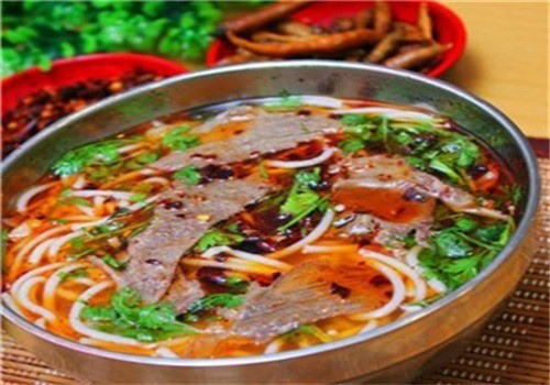 任德瓊鹽邊羊肉米線加盟