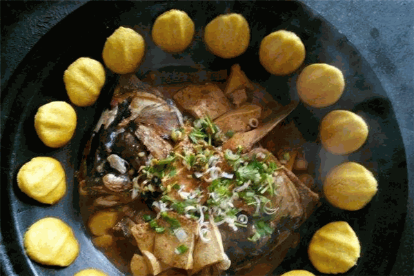 王成農(nóng)家餐廳灶臺(tái)魚