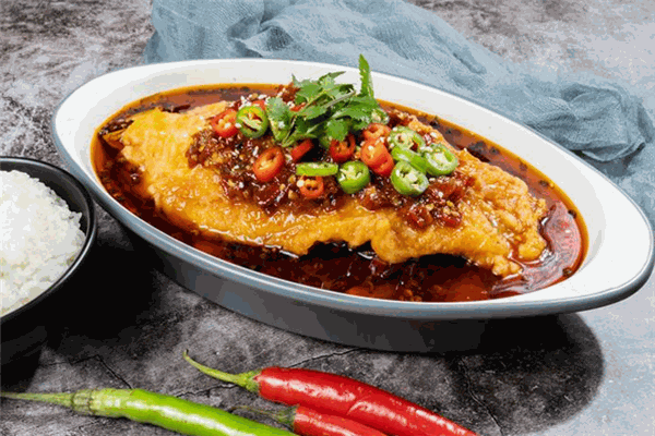 魯創(chuàng)烤魚拌飯加盟