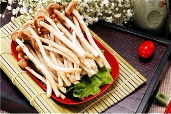 三品四季農(nóng)莊順德特色火鍋加盟