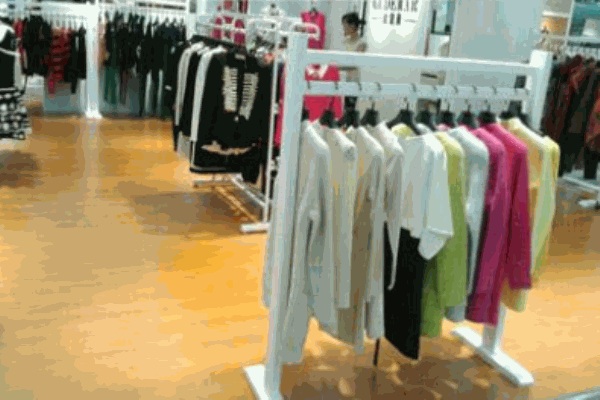 曼絲秀登女裝加盟