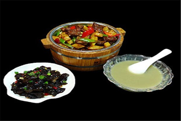 五聯(lián)湘木桶飯加盟