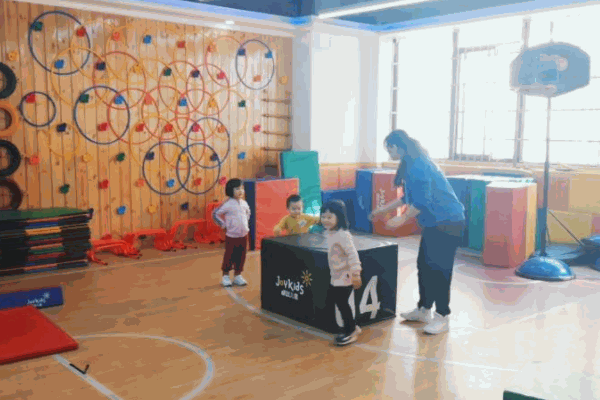 卓越兒童體能館