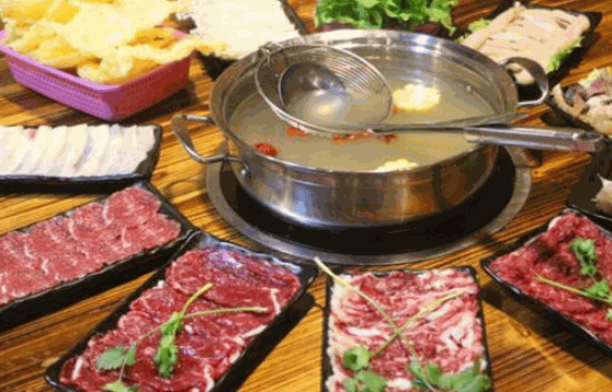 藍小悅新派牛肉火鍋