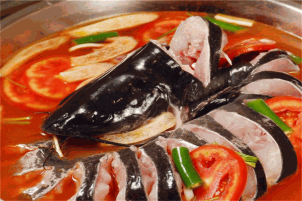 魚蛙傳奇美蛙魚頭火鍋加盟