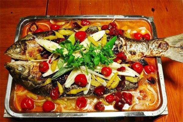 爐魚(yú)時(shí)尚烤魚(yú)餐廳加盟