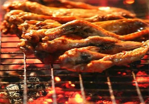 酒拾烤肉店加盟