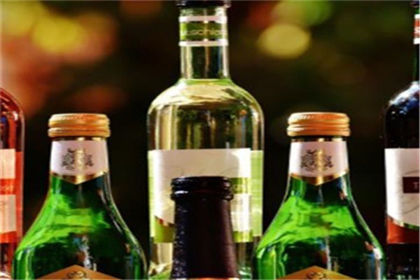 肆囍國風(fēng)酒館加盟