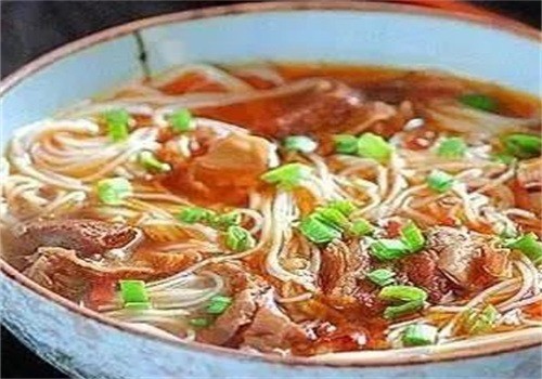 一鍋鮮湯粉加盟