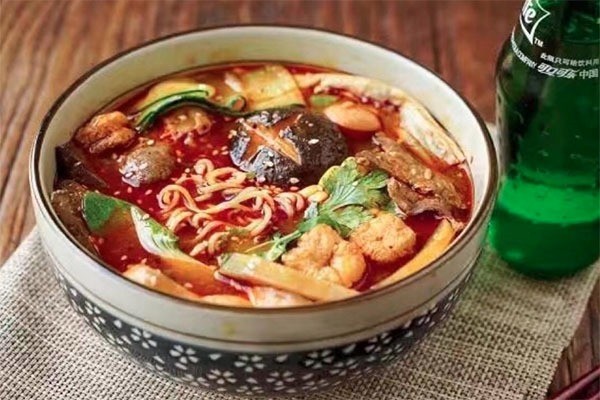 萬(wàn)世麻辣工坊加盟