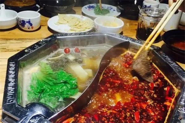 三?；疱伡用?></li>
                                    <li><img src=