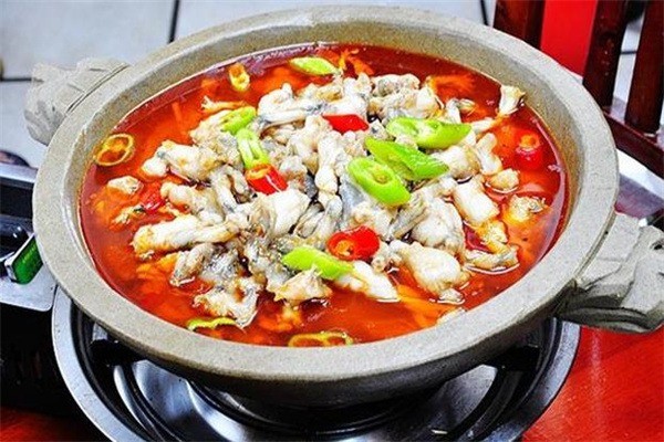 老張魚館火鍋加盟