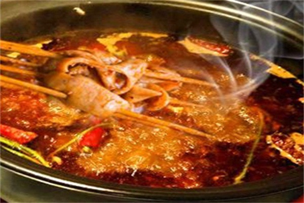 王胖胖牛肉串串火鍋加盟
