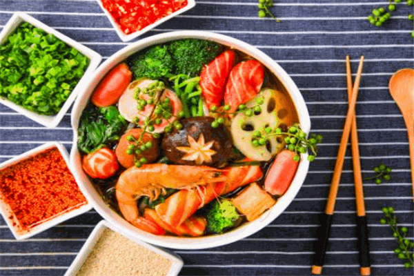 楊國(guó)麻辣燙加盟
