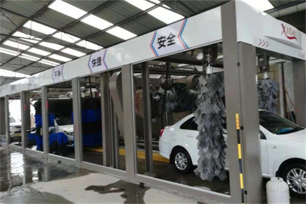 快潔洗車(chē)加盟