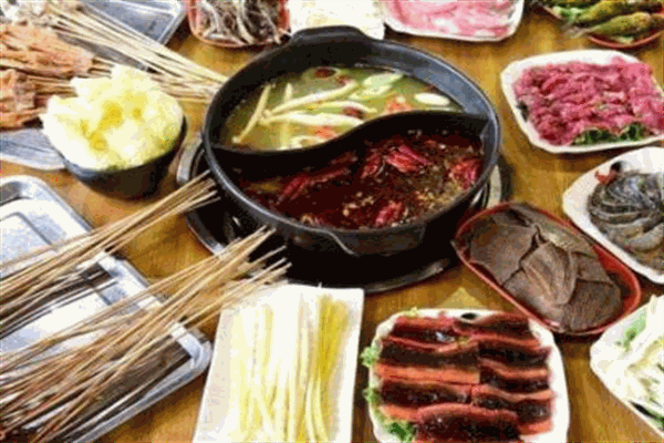 蜀宴老媽砂鍋串串加盟