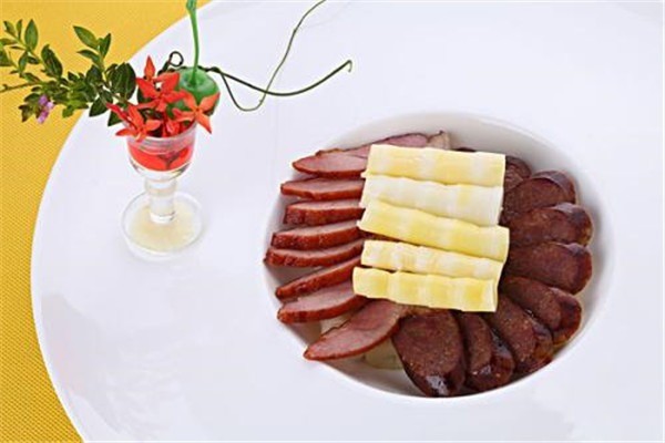 小背簍飯店加盟