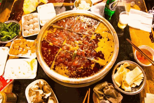 楊記牛肉火鍋加盟