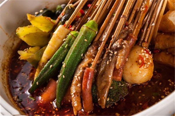 馬路邊串串香店加盟