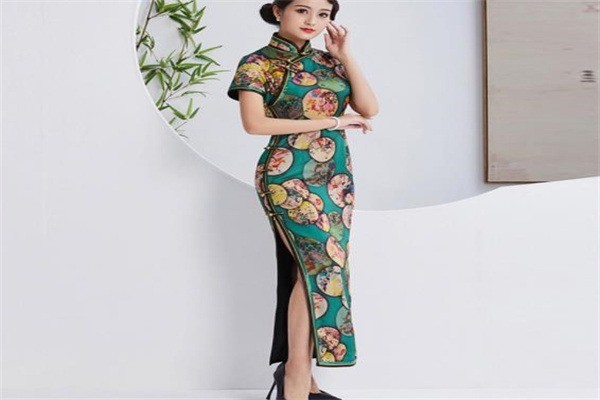 錦棠華服加盟