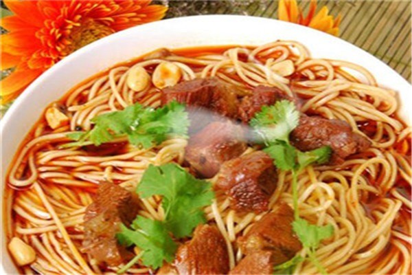 老爹私房牛肉面加盟